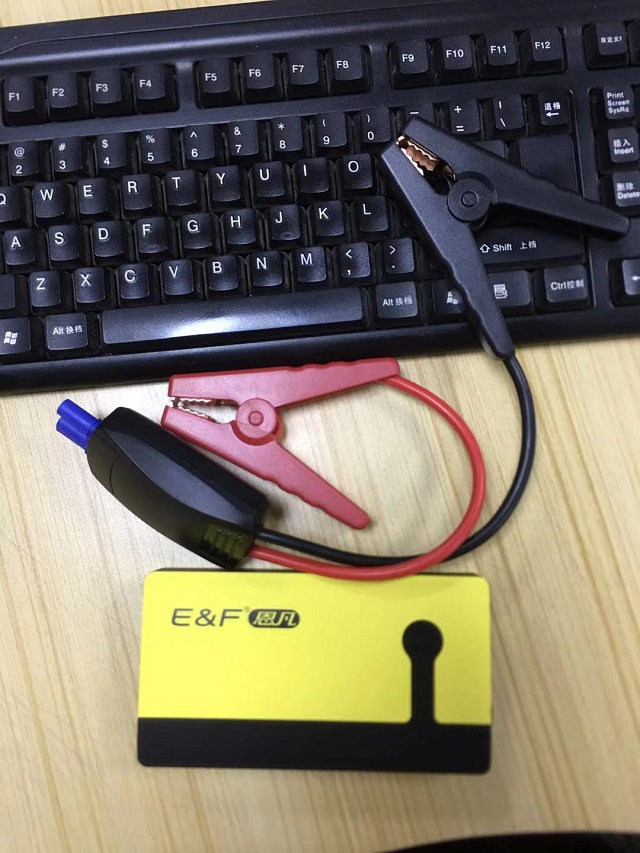 恩凡汽車(chē)應(yīng)急啟動(dòng)電源